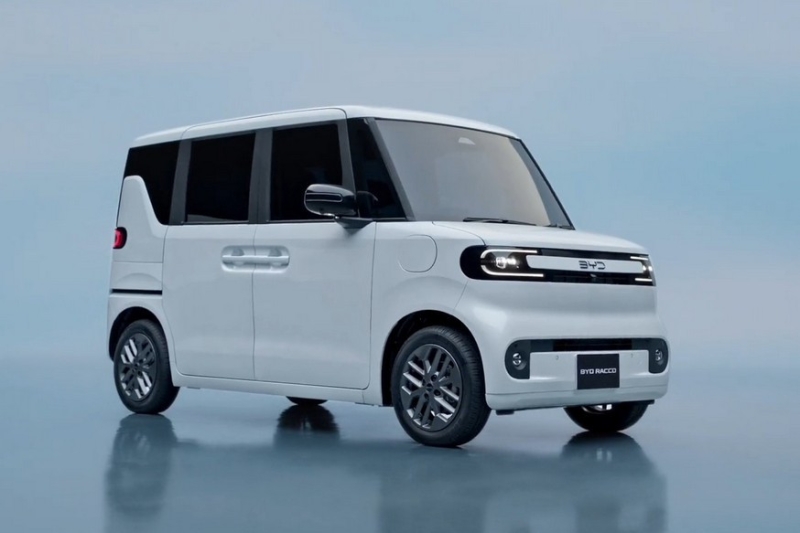 Китайский кей-кар BYD Racco для Японии: официальные фото салона и новые подробности