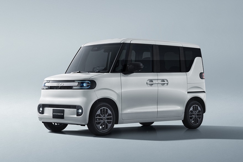 Китайский кей-кар BYD Racco для Японии: официальные фото салона и новые подробности