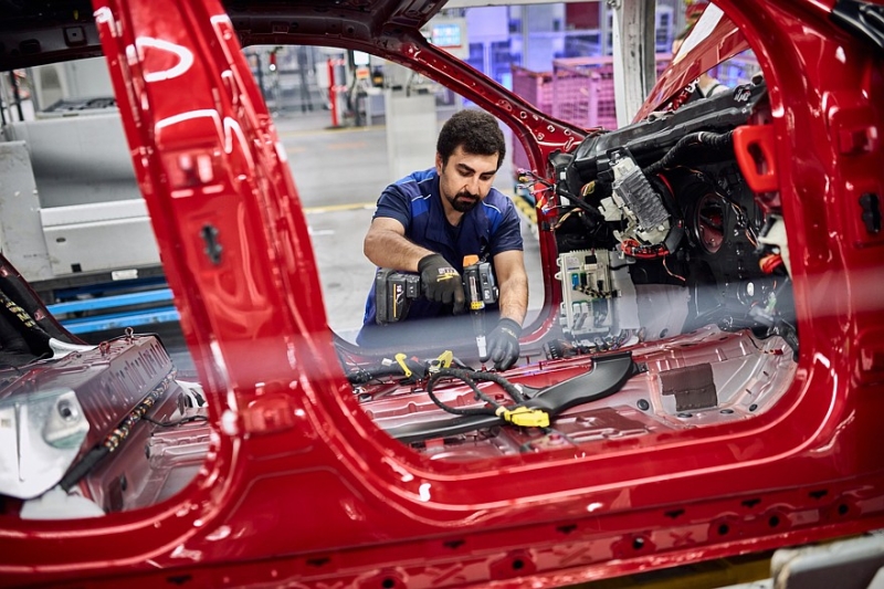 Крупнейший в Европе завод BMW отметил юбилей производственным рекордом