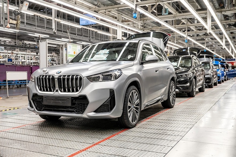 Крупнейший в Европе завод BMW отметил юбилей производственным рекордом