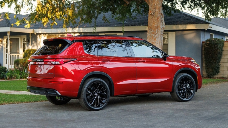 Nissan Rogue PHEV, копия Mitsubishi Outlander, обзавёлся ценником и оказался дороже донора