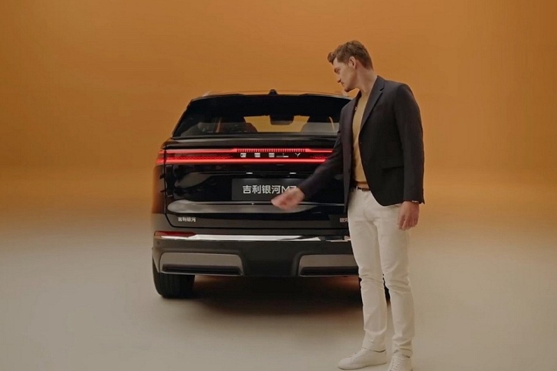 Новый кроссовер Geely Galaxy M7 готовится к старту продаж