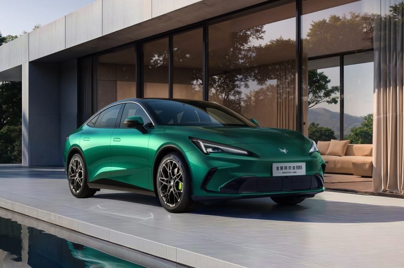 Обновлённый седан Arcfox Alpha S5 от BAIC приготовился к старту продаж