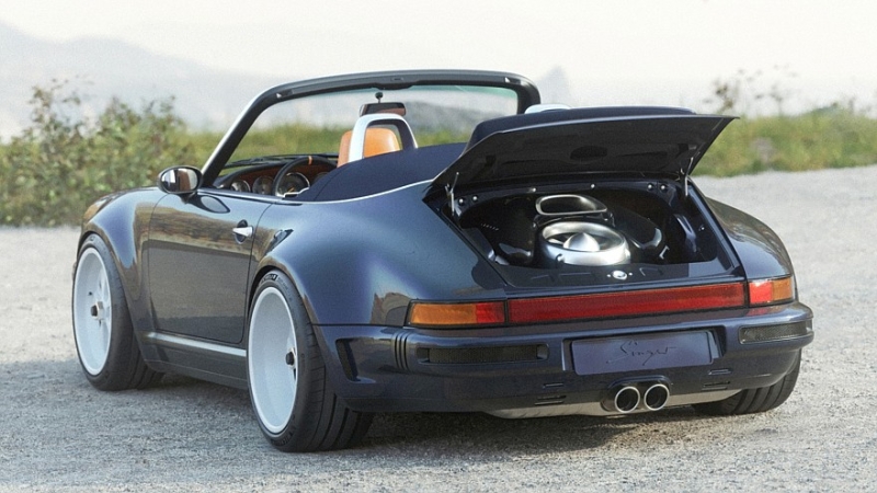 Рестомод Porsche 911 Carrera Cabriolet от Singer: убирающиеся фары и новый откидной верх