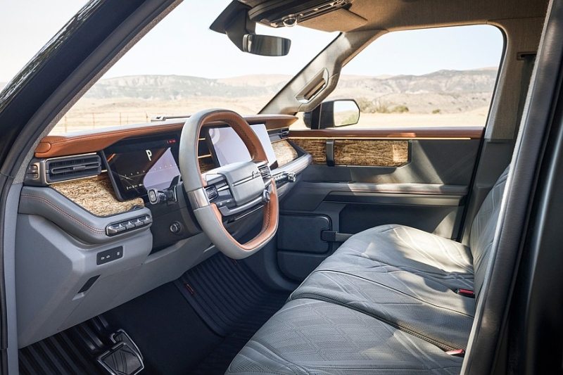 Scout может отложить старт производства пикапов и внедорожников на год