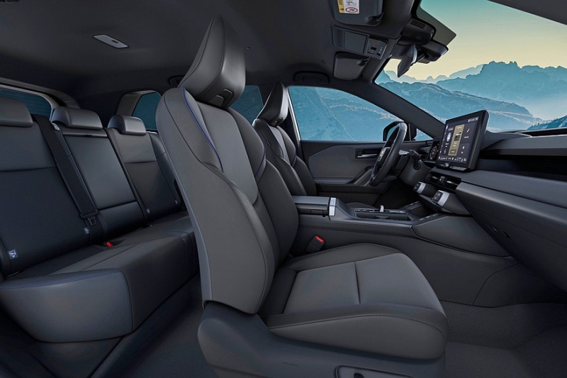 Suzuki Across для Европы сменил поколение: теперь почти стопроцентный клон Toyota RAV4