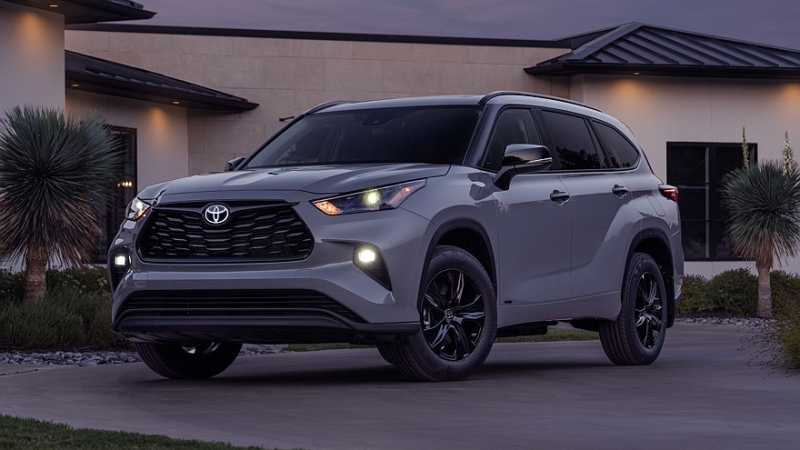 Тойоты в пути: Япония упростит правила ввоза автомобилей американского производства