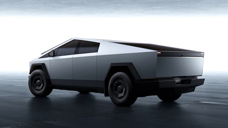 Вынужденная щедрость: дешёвый Tesla Cybertruck выходит на рынок с полным приводом