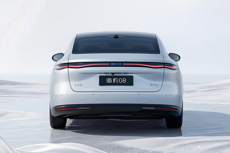 Ещё один флагман BYD: показан большой седан Seal 08