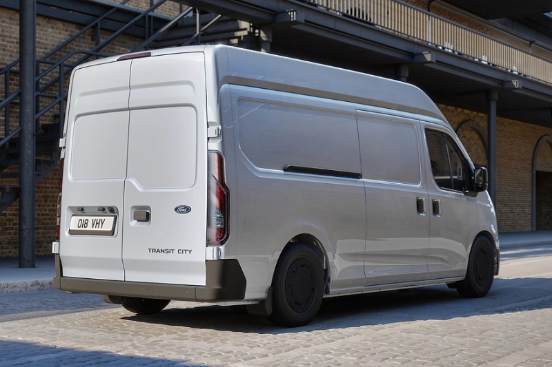 Ford Transit City: перелицованный «китаец» будет покорять Европу низкими ценами