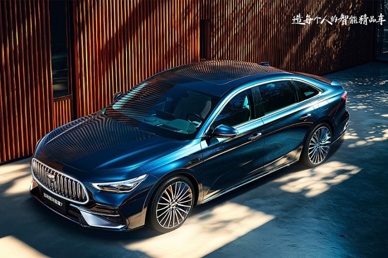 Geely готовит полноприводный седан Galaxy Starshine 7 с дизайном в стиле нового Emgrand