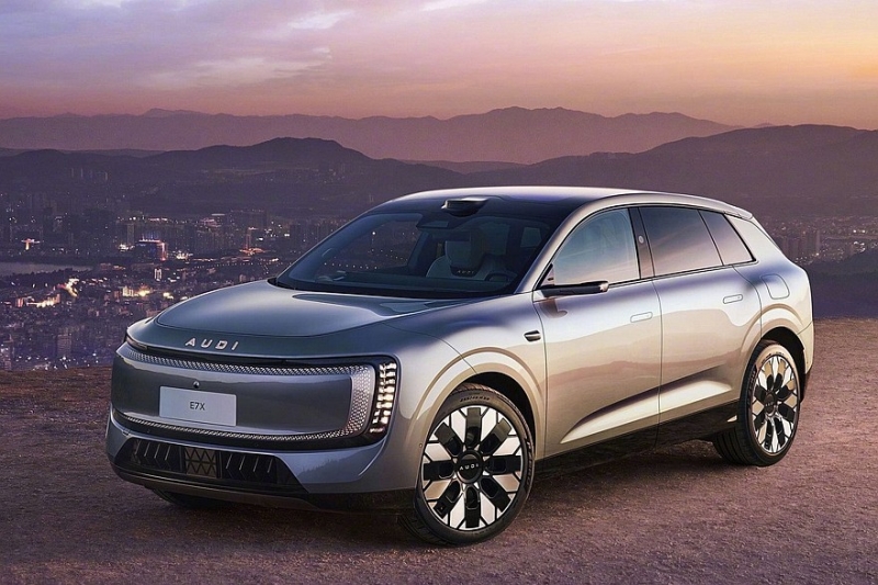 Кроссовер AUDI E7X на подмогу непопулярному универсалу E5: новые фото и подробности