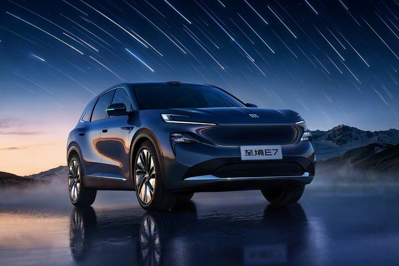 Кроссовер Buick Electra E7 показал свой интерьер в новом стиле