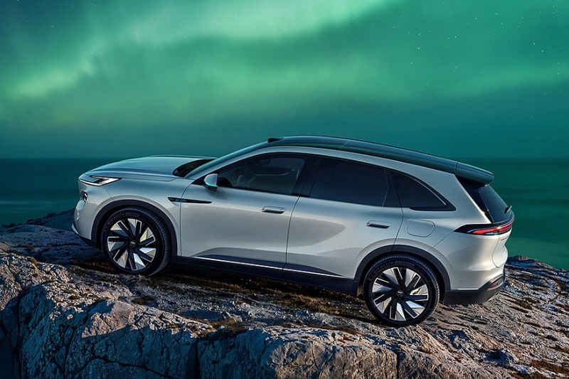 Кроссовер Buick Electra E7 показал свой интерьер в новом стиле