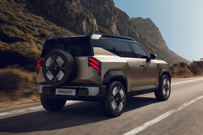 Кроссовер Renault Bridger для небогатых рынков: суровый облик и несколько вариантов начинки