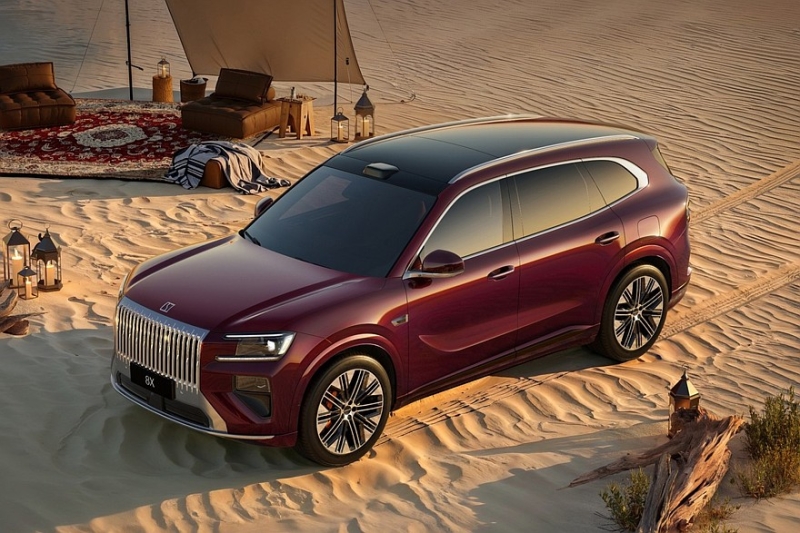 Кроссовер Zeekr 8X начинает карьеру с ажиотажного спроса