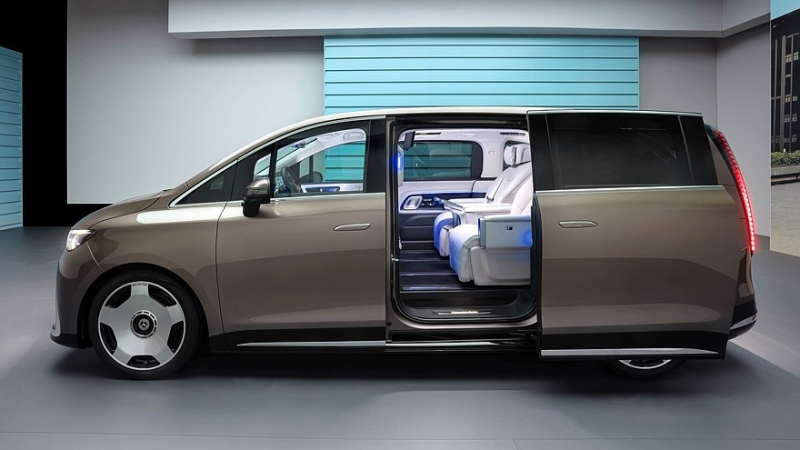 Mercedes-Benz VLE пришёл на смену минивэну V-класса: тяжёлый электролюкс для богатых