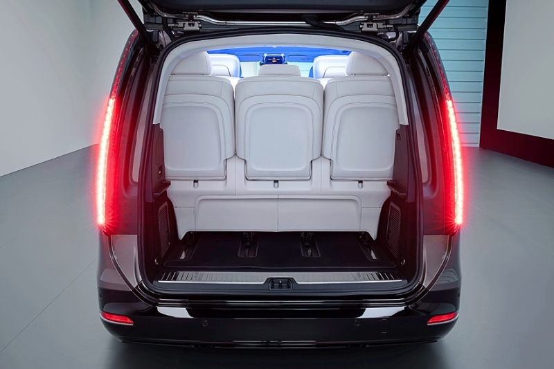 Mercedes-Benz VLE пришёл на смену минивэну V-класса: тяжёлый электролюкс для богатых