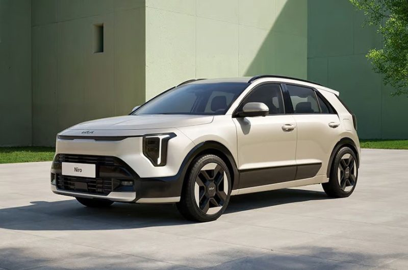 Обновлённый кроссовер Kia Niro: информация о технике и цены