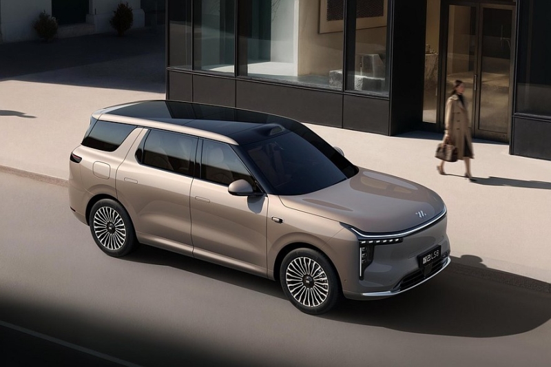 SAIC подхватил моду на &laquo;клонирование&raquo; флагманов: представлен кроссовер IM LS8