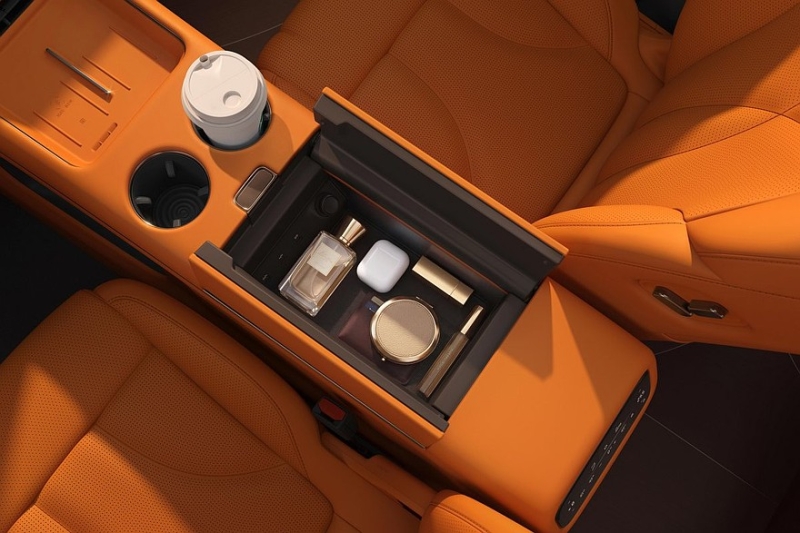 SAIC подхватил моду на &laquo;клонирование&raquo; флагманов: представлен кроссовер IM LS8