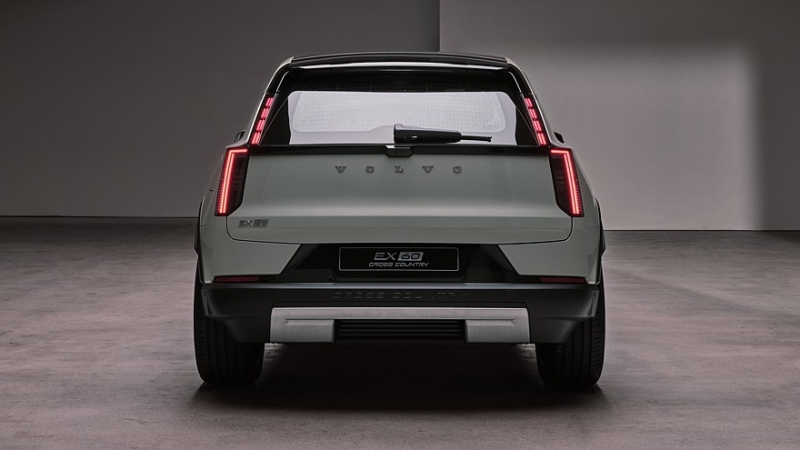 Volvo наращивает производство EX60 и не планирует выпускать кросс-купе на его базе