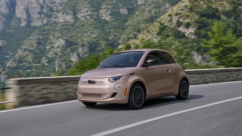 Fiat слегка освежил &laquo;кроху&raquo; 500e в США и заметно увеличил ценник
