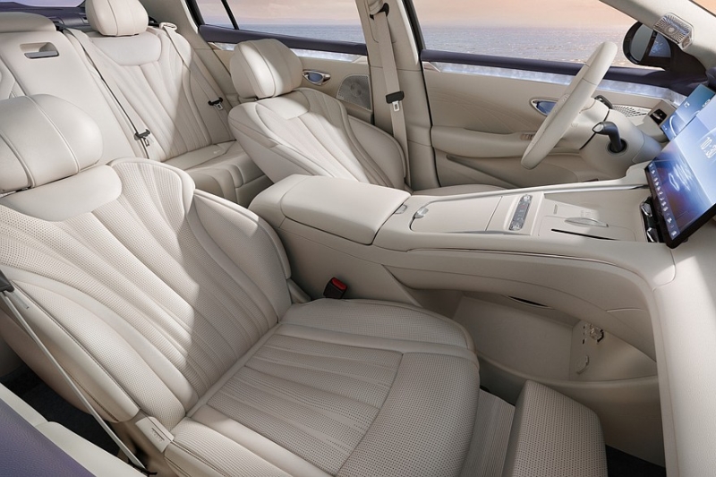 Флагманский седан BYD Seal 08 готовится к старту продаж