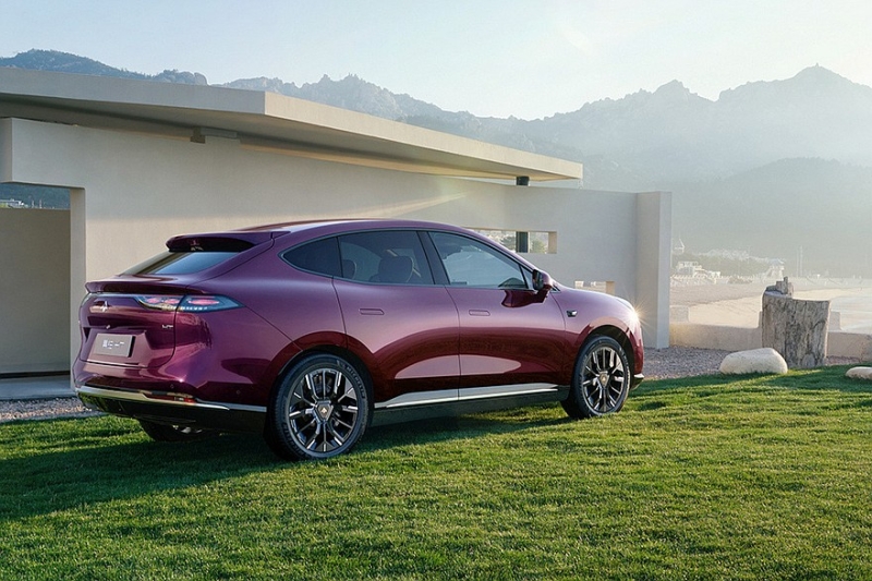 GAC анонсировал купеобразный кроссовер Hyptec S600: не такой уж он и новый