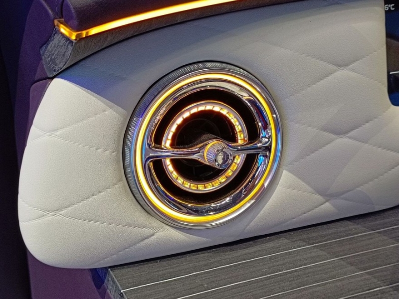 Geely показала концепт, демонстрирующий развитие дизайна люксового семейства Galaxy