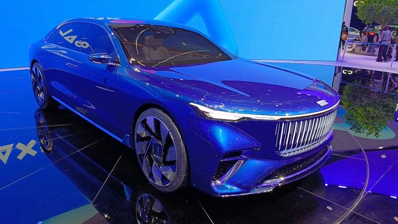 Geely показала концепт, демонстрирующий развитие дизайна люксового семейства Galaxy