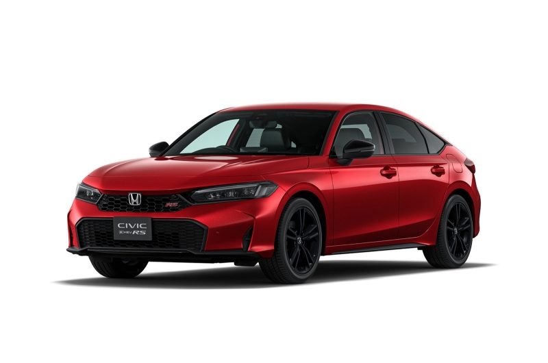 Honda объявила о старте продаж Civic e:HEV RS в Японии