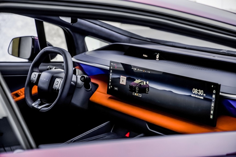 Hyundai представил серийный однообъёмник Ioniq V, предназначенный для Китая