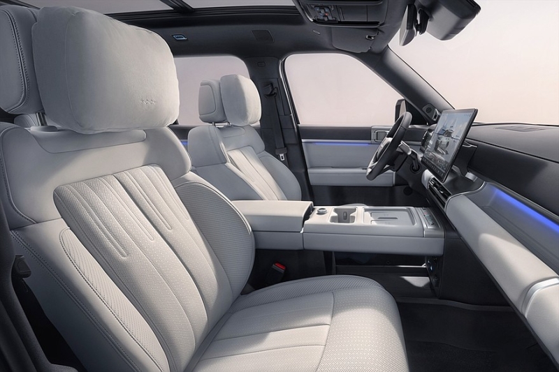 Кроссовер FangChengBao Tai 7: теперь и электрические версии в дополнение к гибридным