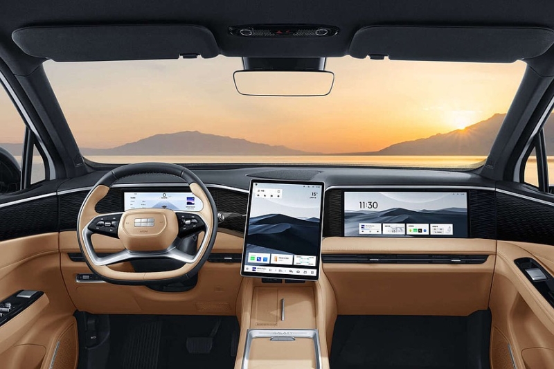 Кроссовер Geely Galaxy M7 выходит на рынок: комплектации и цены