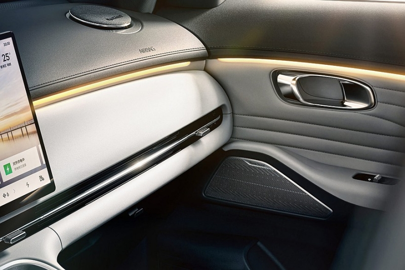 Кроссовер Geely Galaxy Starship 7, который доступен и в России: анонсирована новая версия