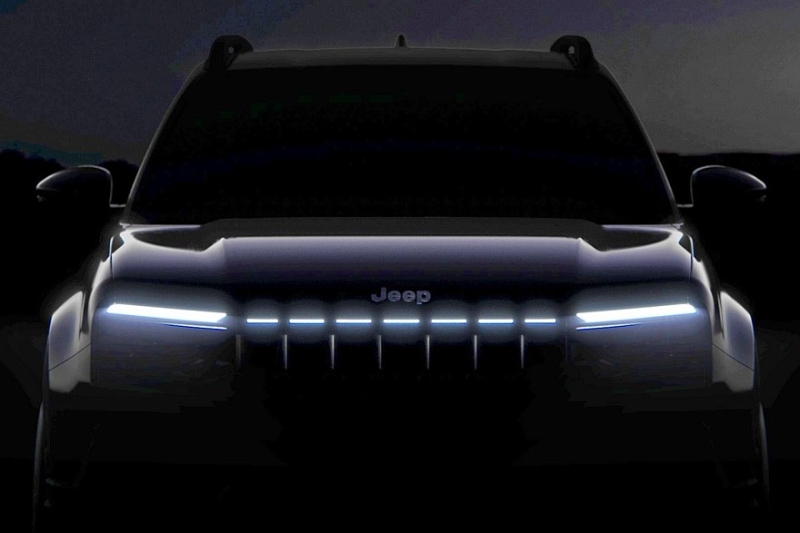 Кроссовер Jeep Avenger готовится к рестайлингу: первые официальные фото