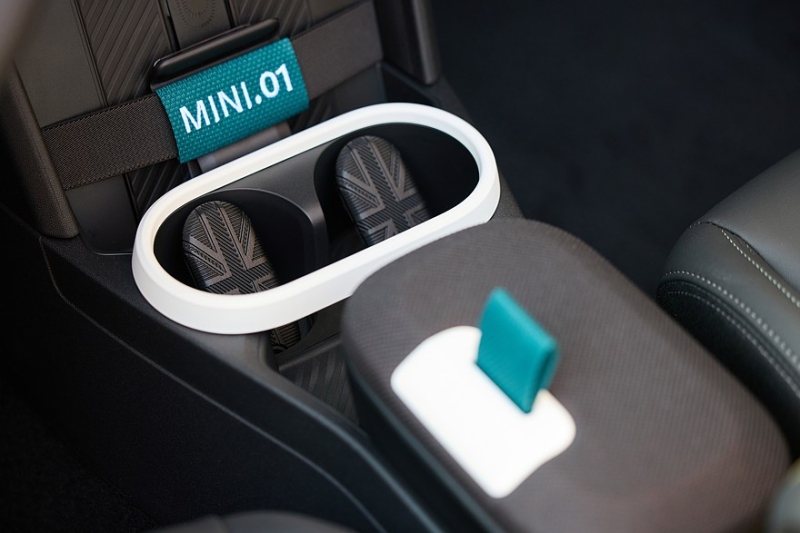 Mini.01 на базе Mini JCW Convertible: уникальный кабриолет для капризного американца