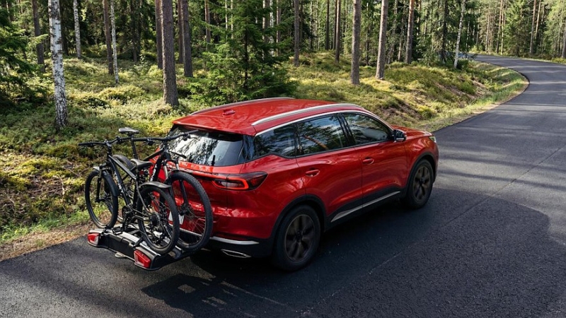 На российский рынок готовится выйти кроссовер Tenet T4L с удлинённой колёсной базой