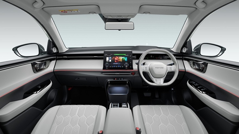 Продажи кроссовера Honda Insight стартуют в Японии, цена известна