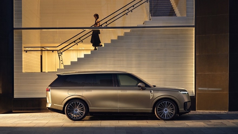 Рывок в премиум: флагманский кроссовер Xpeng GX выходит на рынок с «полным фаршем»