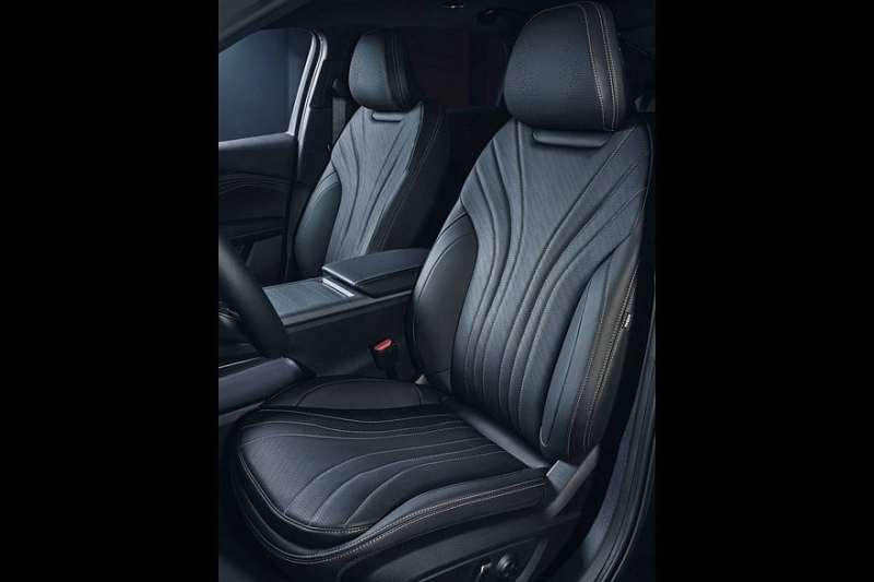 Седан Volga C50: первые официальные фотографии и подробности