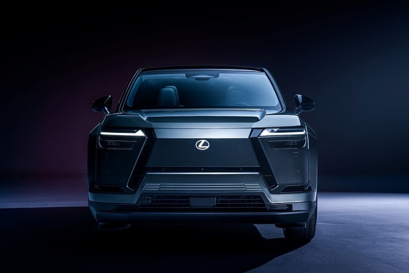 Большой кроссовер Lexus TZ дебютировал в статусе глобальной модели