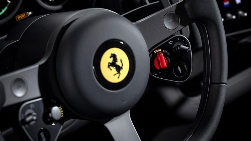 Электрический лифтбек Ferrari Luce: шок-дизайн, 4 мотора, 1050 л.с. и 2,5 с до &laquo;сотни&raquo;