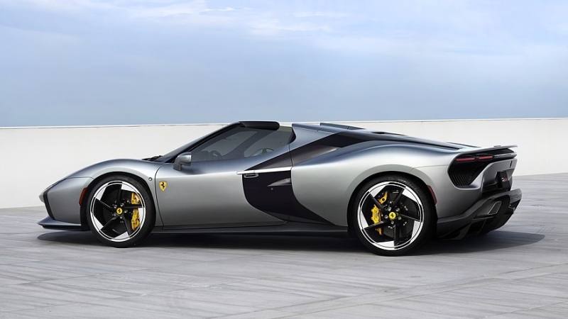 Ferrari HC25: очень интересный вариант дизайна для ушедшего Ferrari F8 Spider