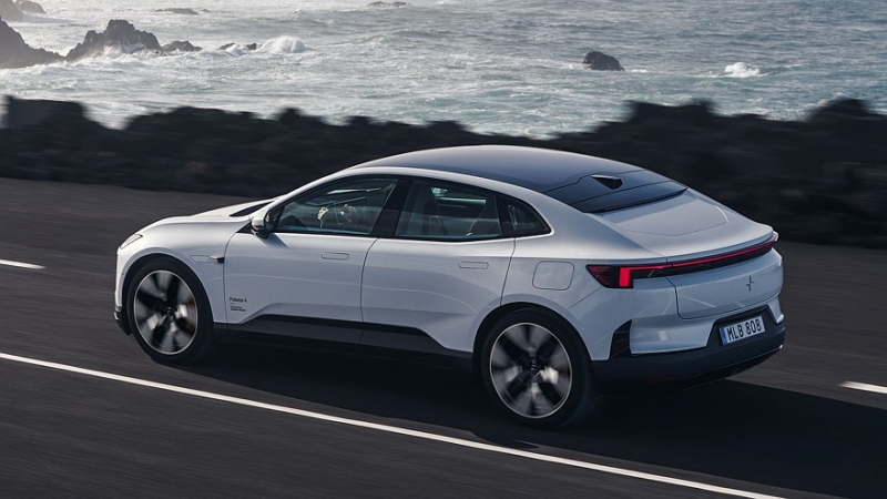Кросс-лифтбек Polestar 4 получил приставку Coupe и более драйверское шасси