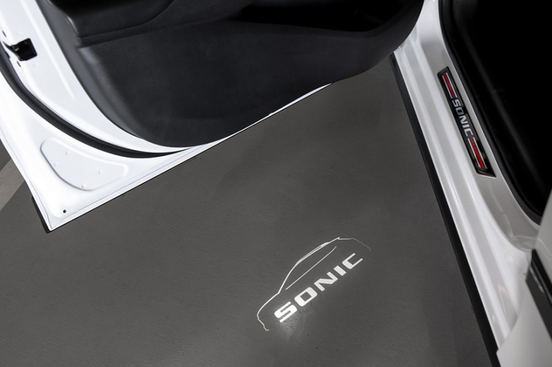 Кроссовер Chevrolet Sonic на базе Onix: один мотор, две версии и допы