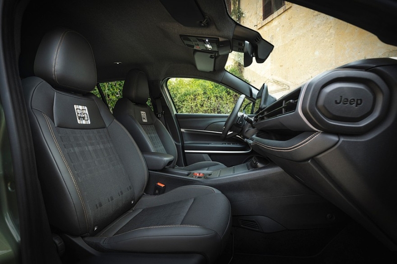 Кроссовер Jeep Avenger для Европы: рестайлинг и новая спецверсия