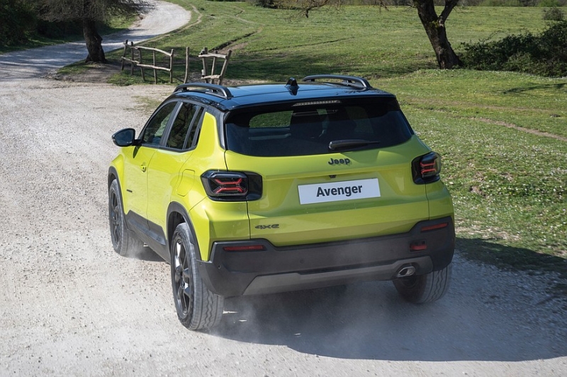 Кроссовер Jeep Avenger для Европы: рестайлинг и новая спецверсия