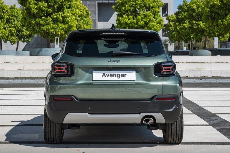 Кроссовер Jeep Avenger для Европы: рестайлинг и новая спецверсия